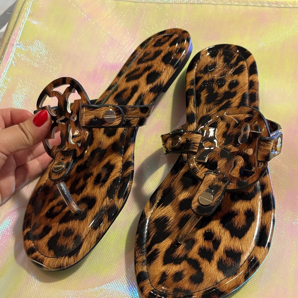 ✨ Leopard Print Sandals ✨ - Picture 5 of 8